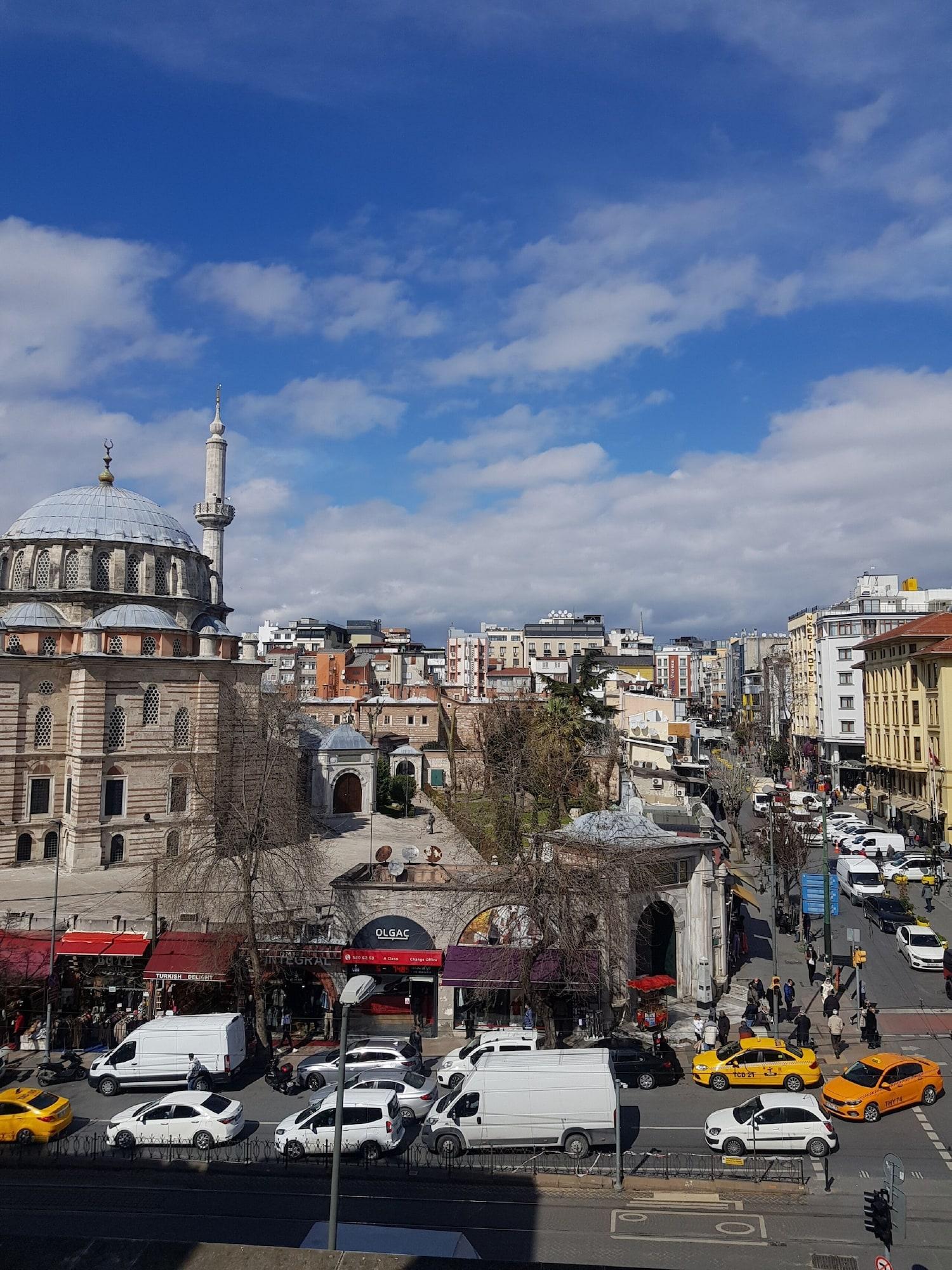 Martinenz Hotel Istanbul Exterior photo